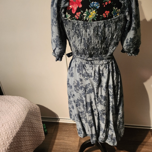 👗  dress - Picture 5 of 7